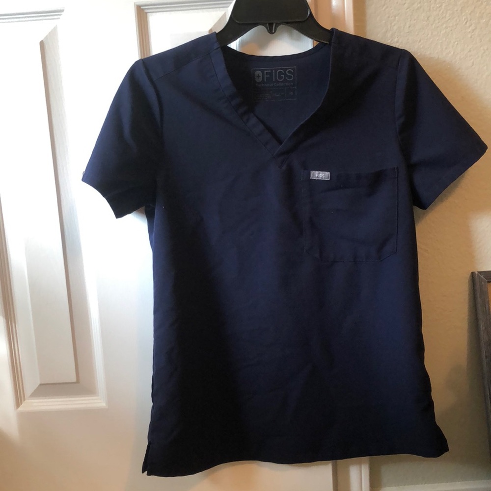 Figs XS navy blue scrub top